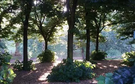 Martina House Pensión 4*